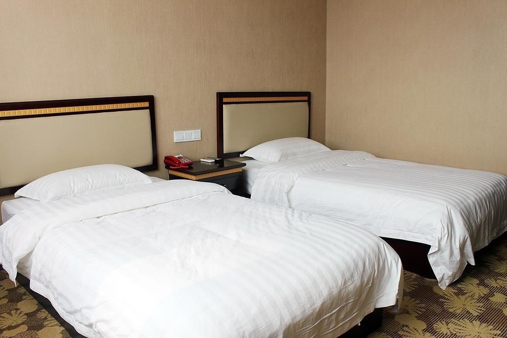 China Rushan Champs Elysees Hotel Shandong Exterior foto